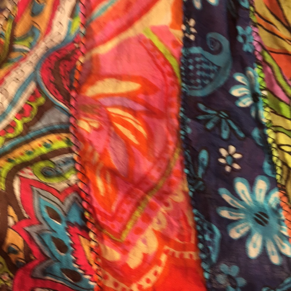 Colorful Summer Top - Picture 2 of 4
